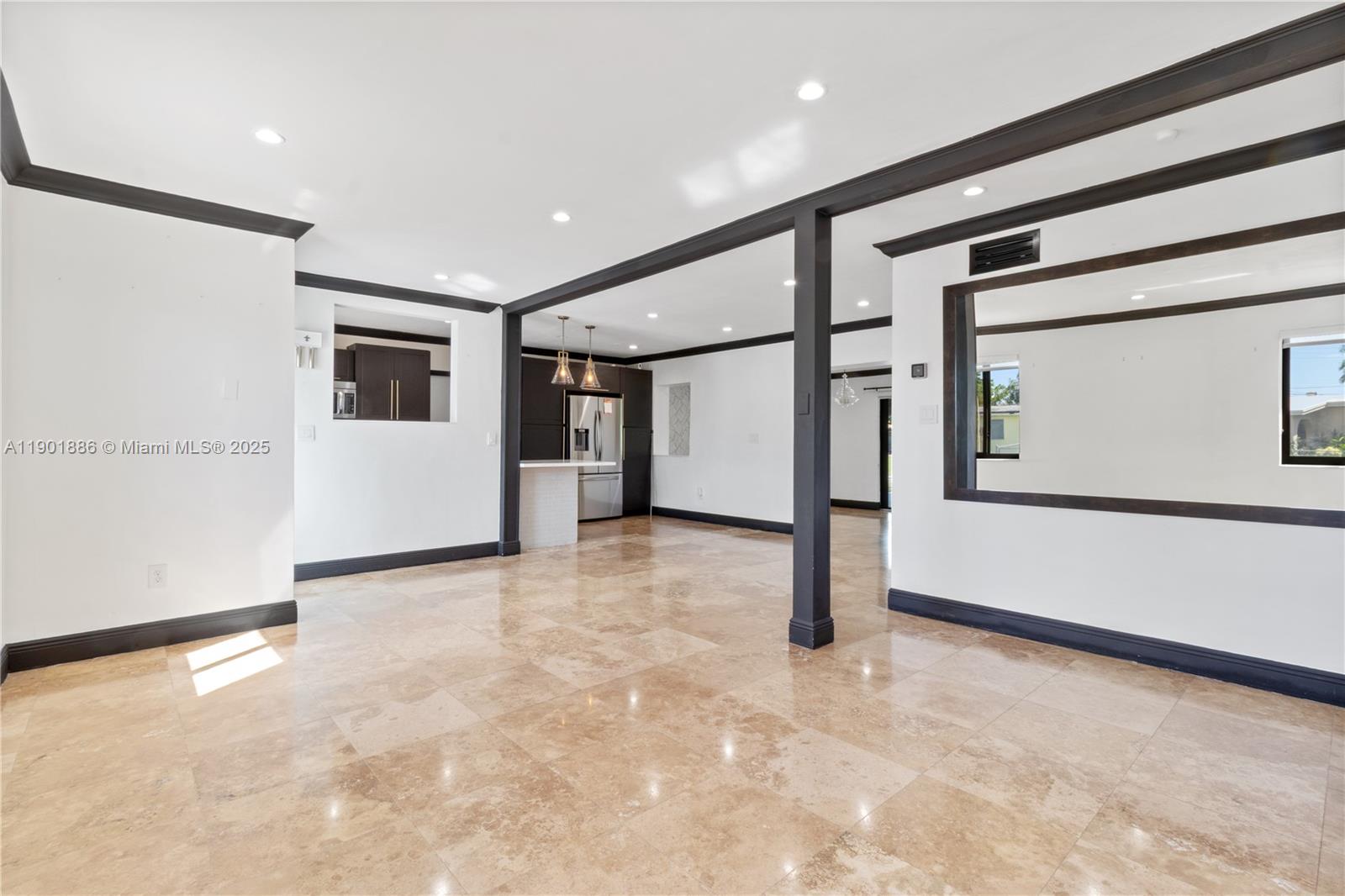 WESTWOOD LAKE 3RD ADDN - Residential Lease