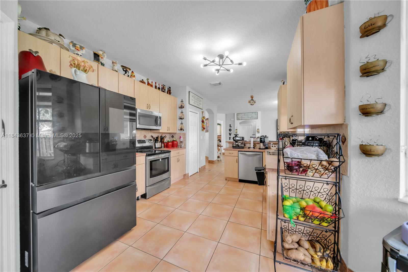 KENDALL BREEZE SOUTH - Residential