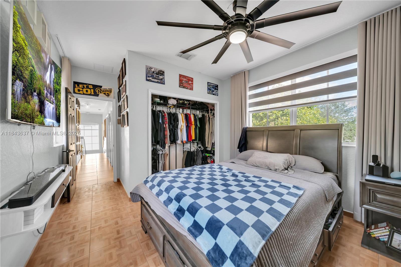 KENDALL BREEZE SOUTH - Residential