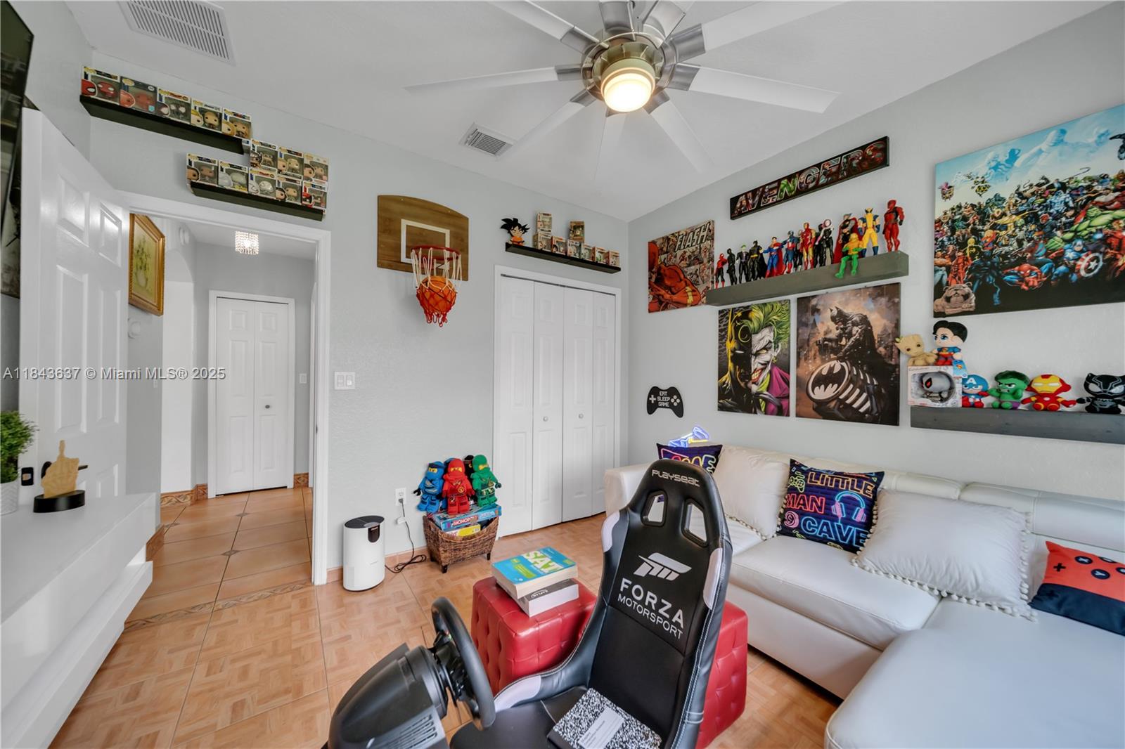 KENDALL BREEZE SOUTH - Residential