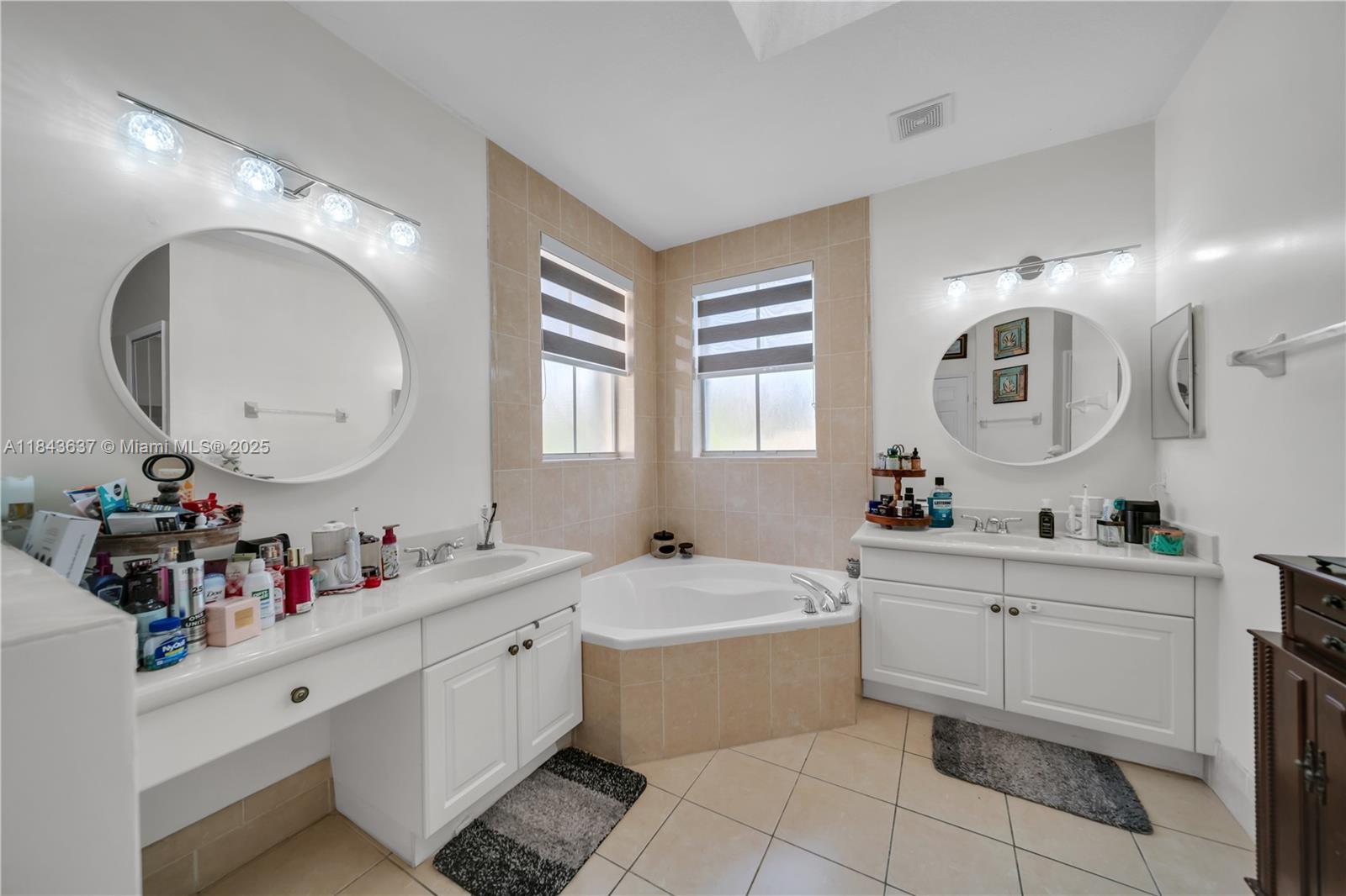 KENDALL BREEZE SOUTH - Residential