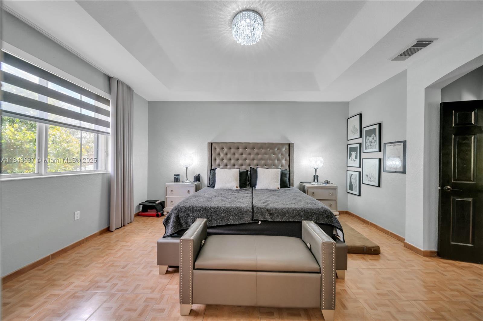 KENDALL BREEZE SOUTH - Residential