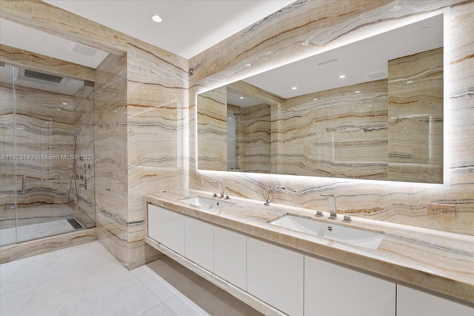 NORTH BISCAYNE BEACH AMEND - Residential