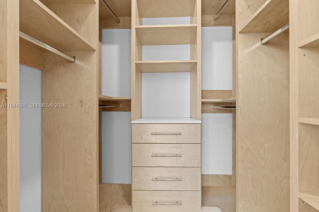 PARK VIEW ISLAND - Residential