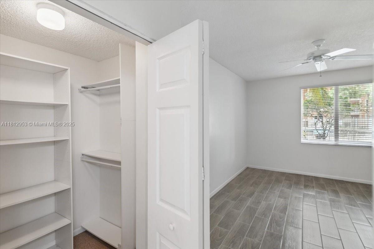 COURTYARDS AT DAVIE CONDO - Residential