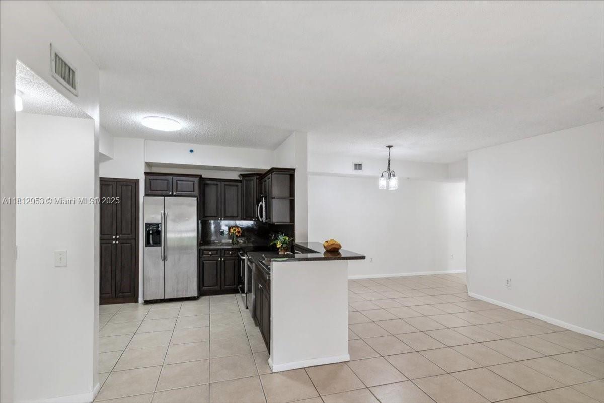 COURTYARDS AT DAVIE CONDO - Residential