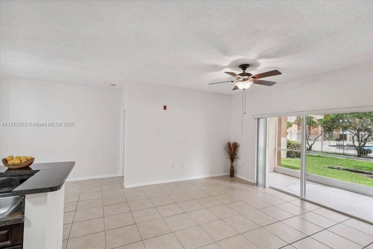 COURTYARDS AT DAVIE CONDO - Residential