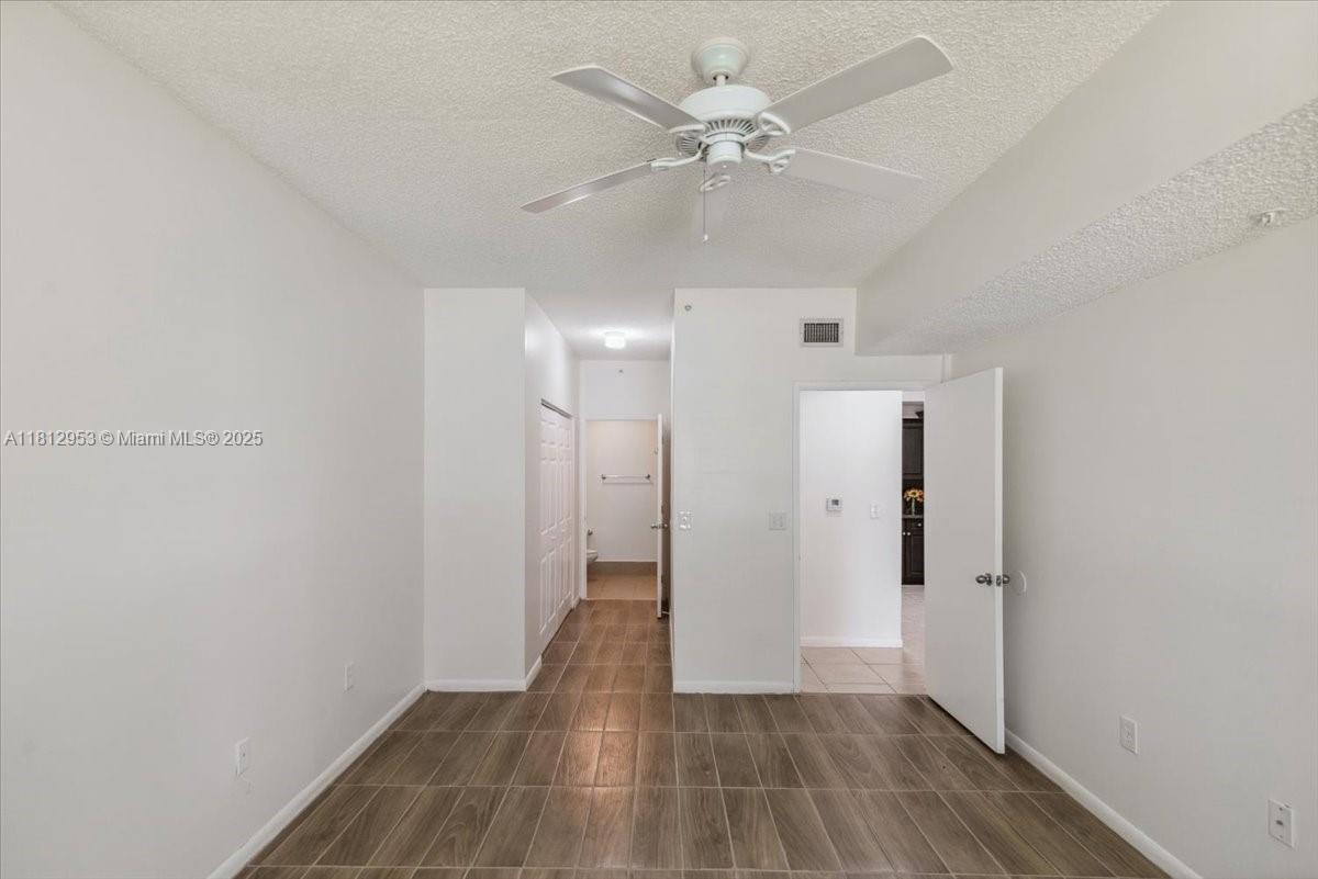COURTYARDS AT DAVIE CONDO - Residential