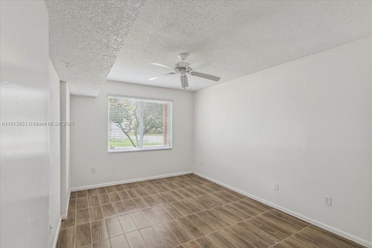 COURTYARDS AT DAVIE CONDO - Residential