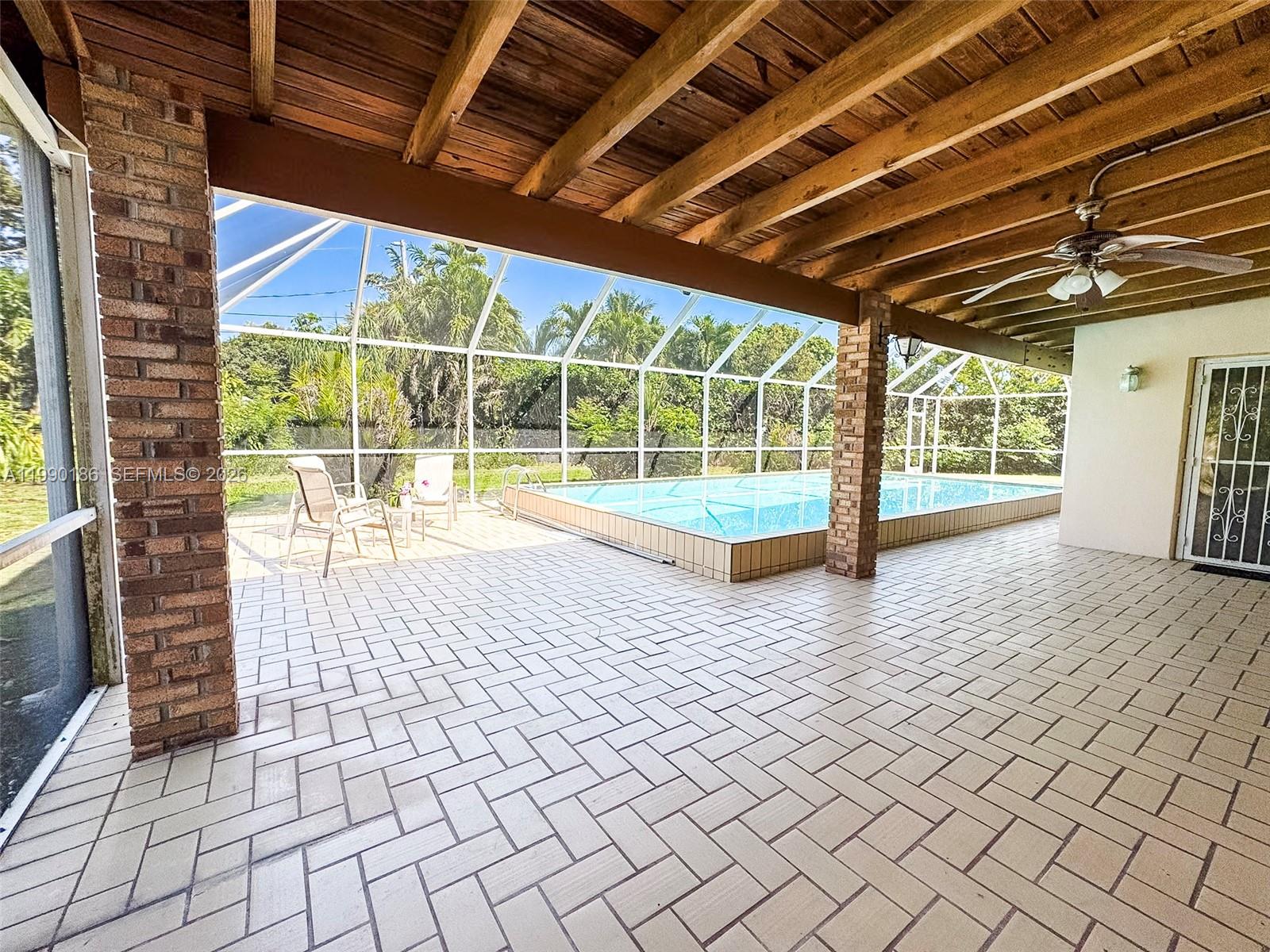 CORAL REEF ESTATES - Residential