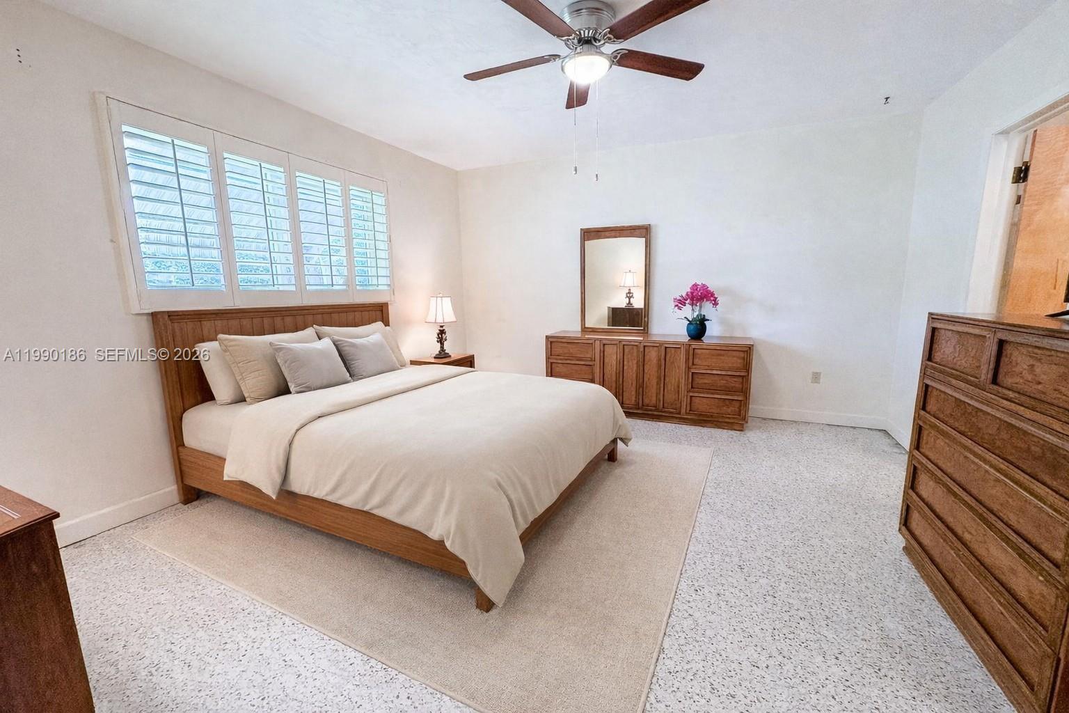 CORAL REEF ESTATES - Residential