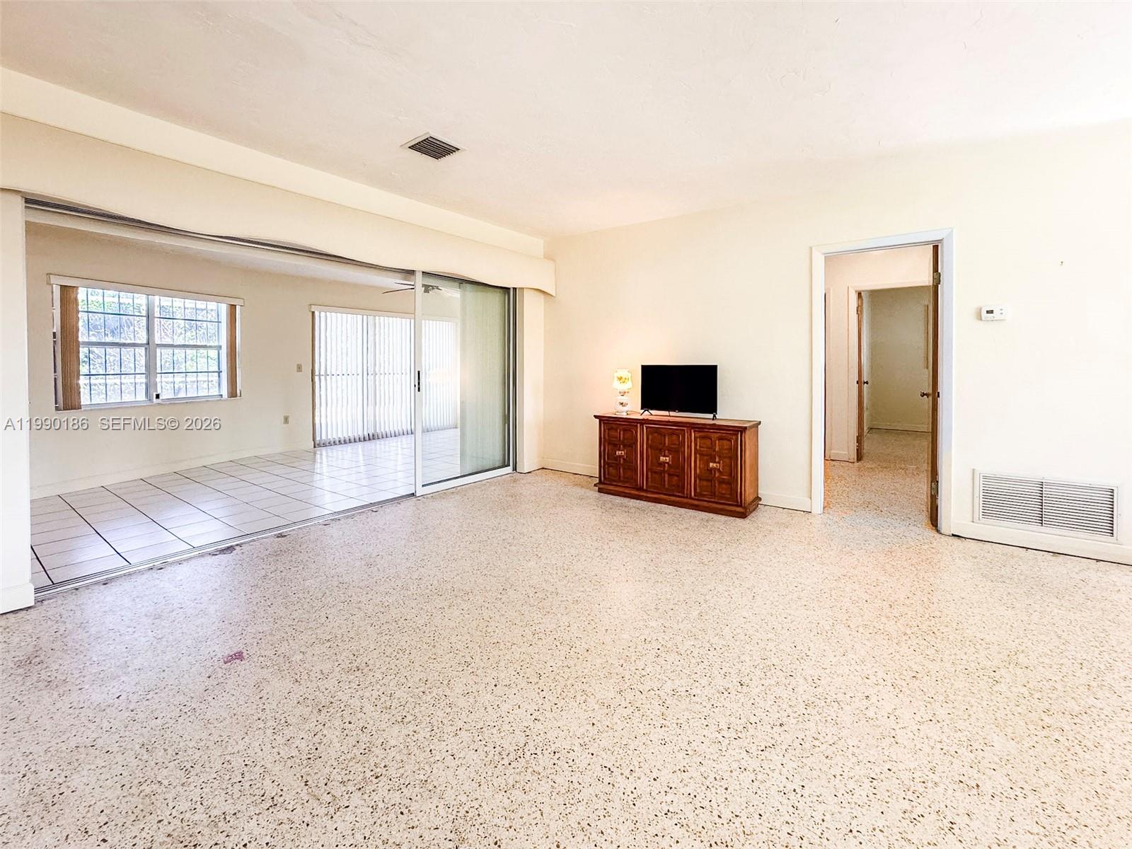 CORAL REEF ESTATES - Residential