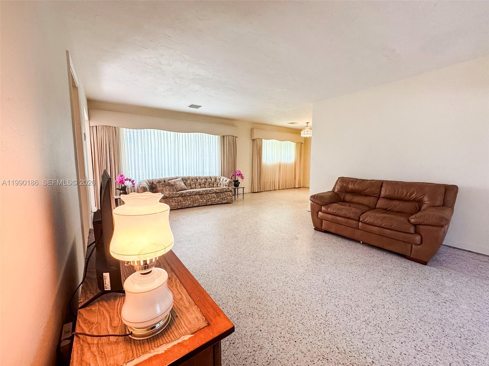 CORAL REEF ESTATES - Residential