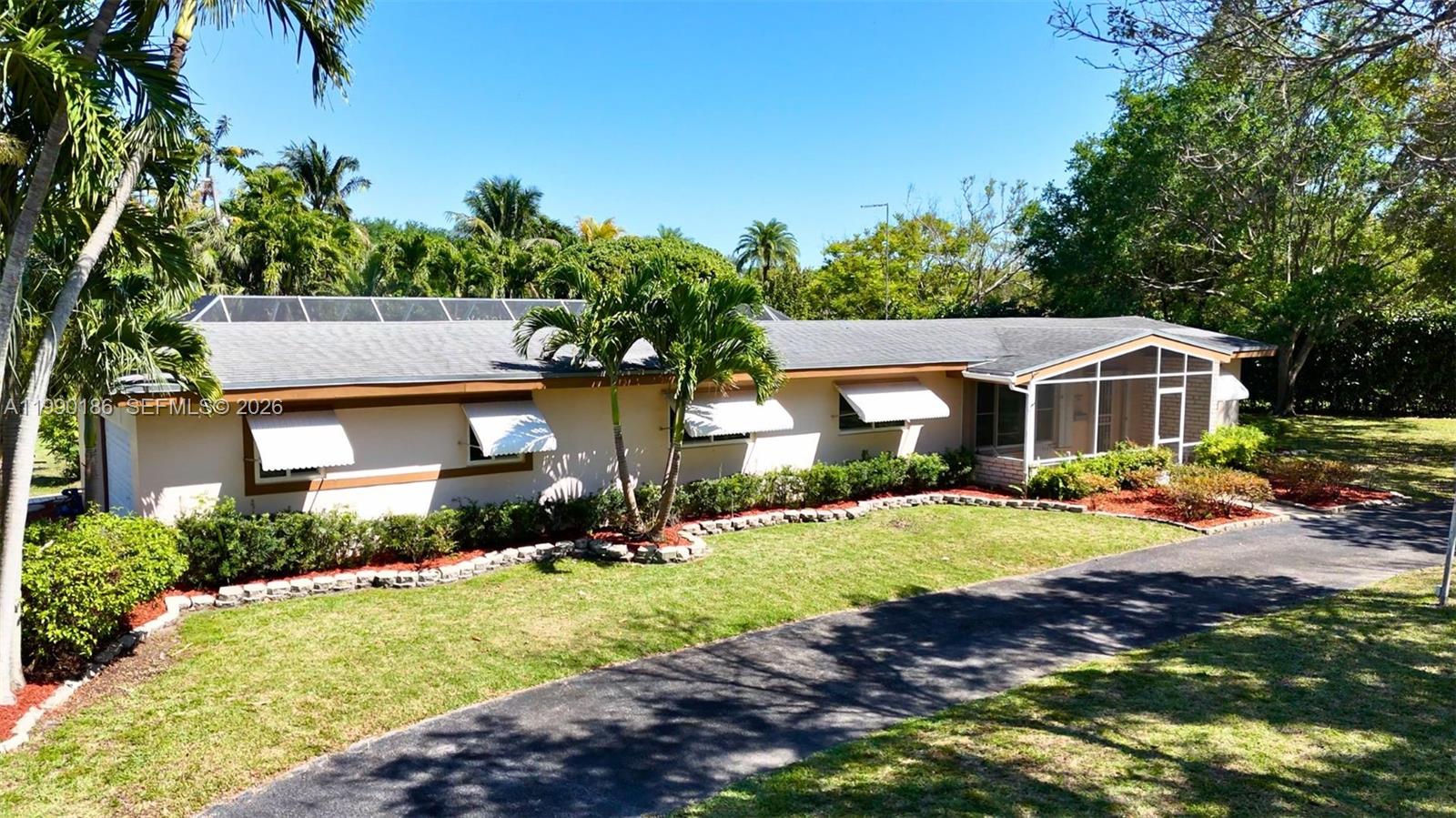 CORAL REEF ESTATES - Residential