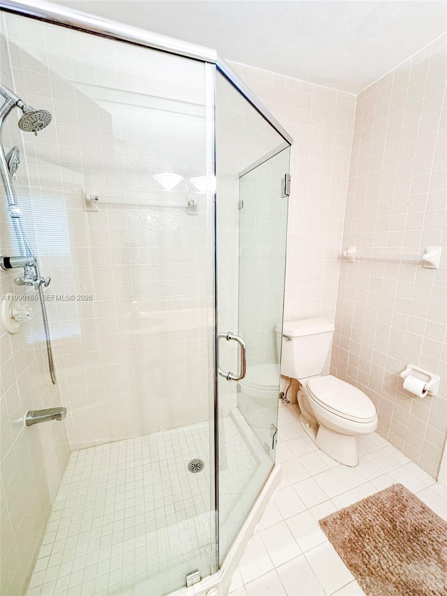 CORAL REEF ESTATES - Residential