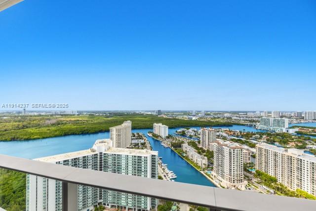 The Ritz Carlton Residence - Residential