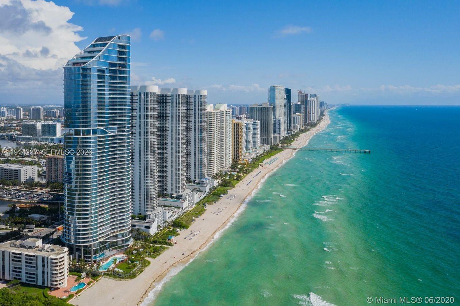 The Ritz Carlton Residence - Residential
