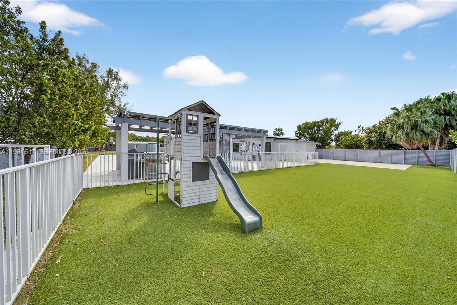 PINE MEADOWS ESTATES - Residential