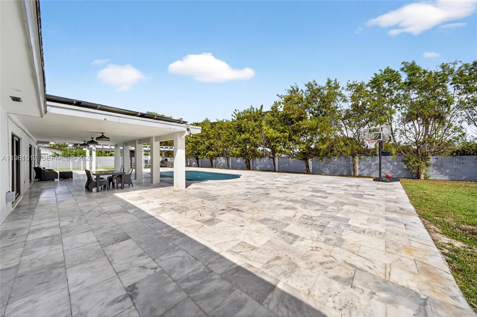 PINE MEADOWS ESTATES - Residential