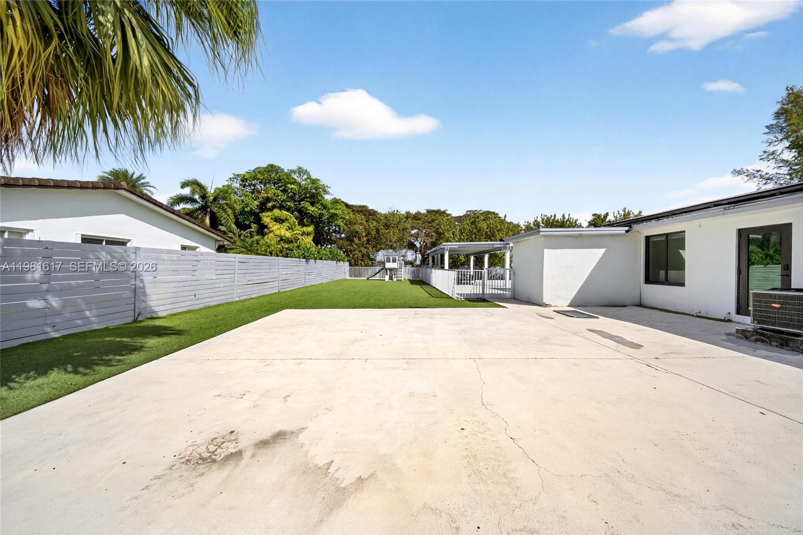 PINE MEADOWS ESTATES - Residential