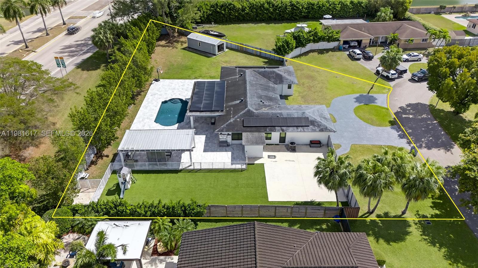 PINE MEADOWS ESTATES - Residential