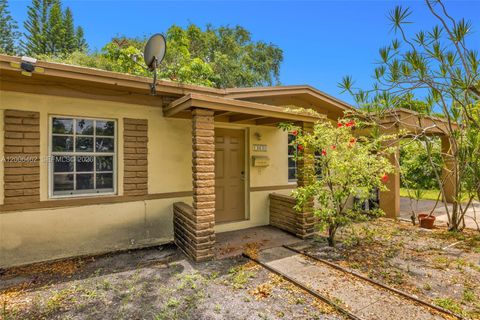 Tiny photo for 13630 NW 5th Ave, North Miami, FL 33168 (MLS # A12006462)