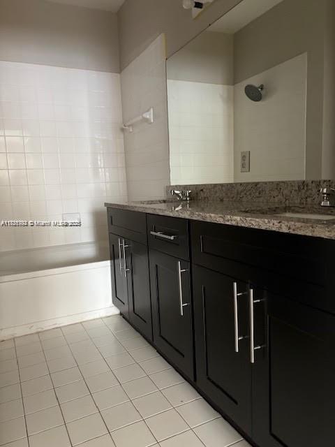 SHOMA COURTYARDS II AT RO - Residential Lease