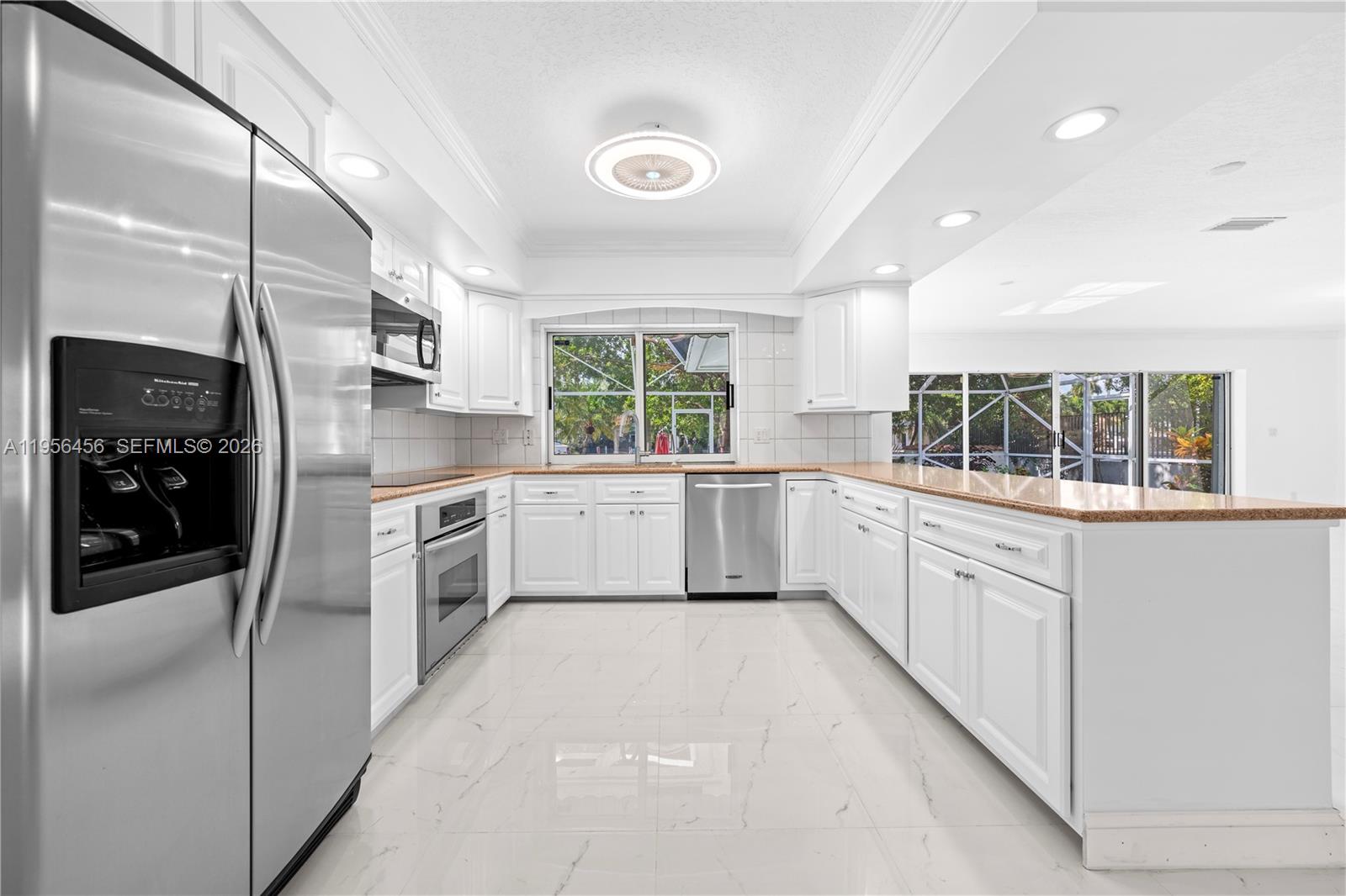 VENICE RESUB OF BLKS 5 & - Residential