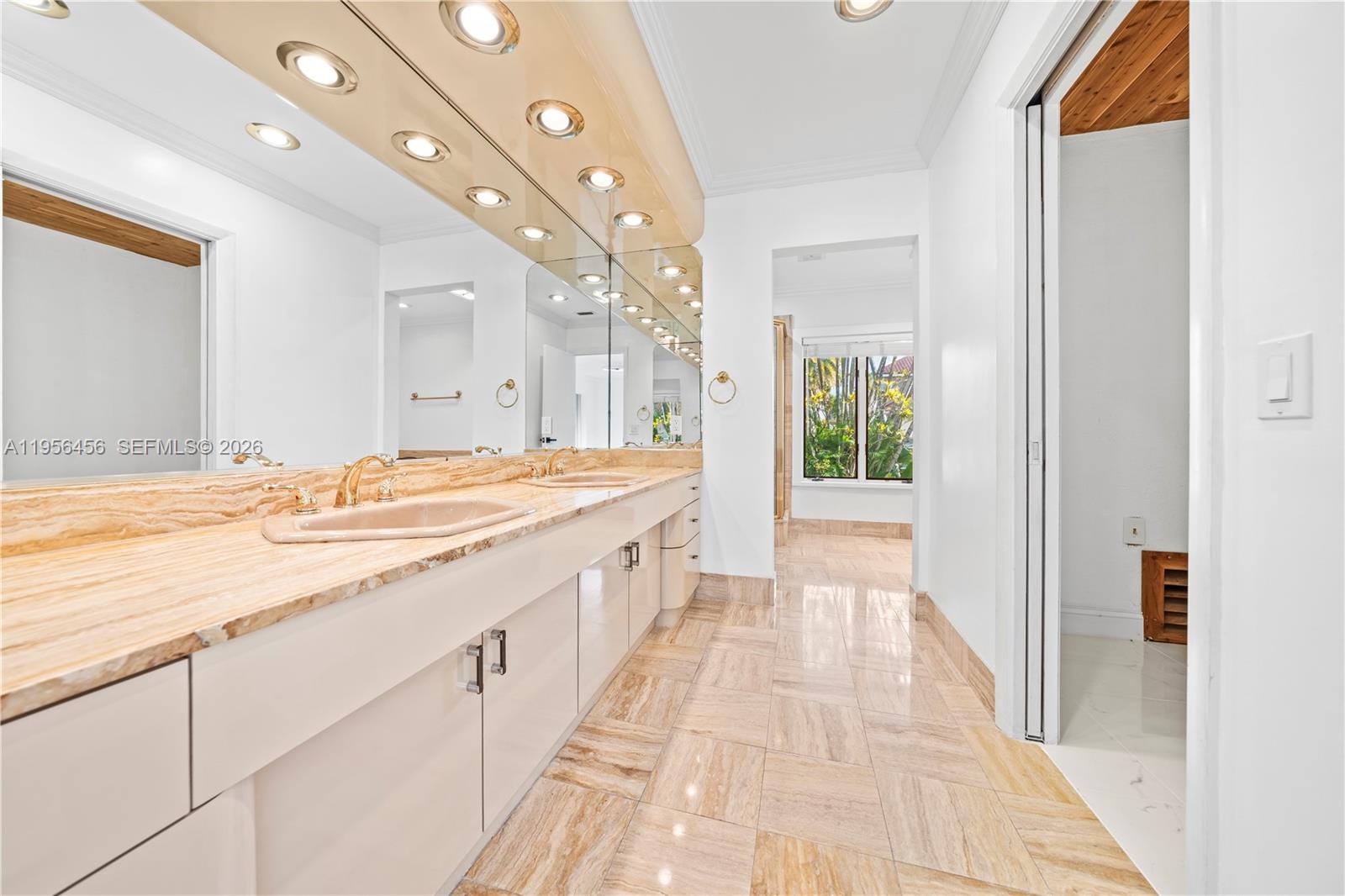 VENICE RESUB OF BLKS 5 & - Residential