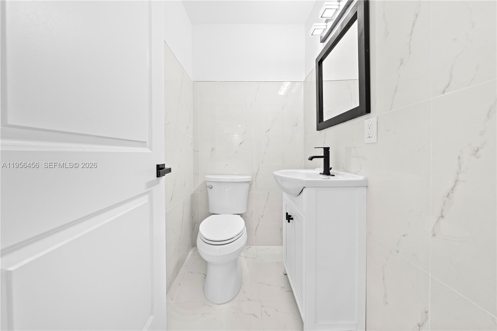 VENICE RESUB OF BLKS 5 & - Residential