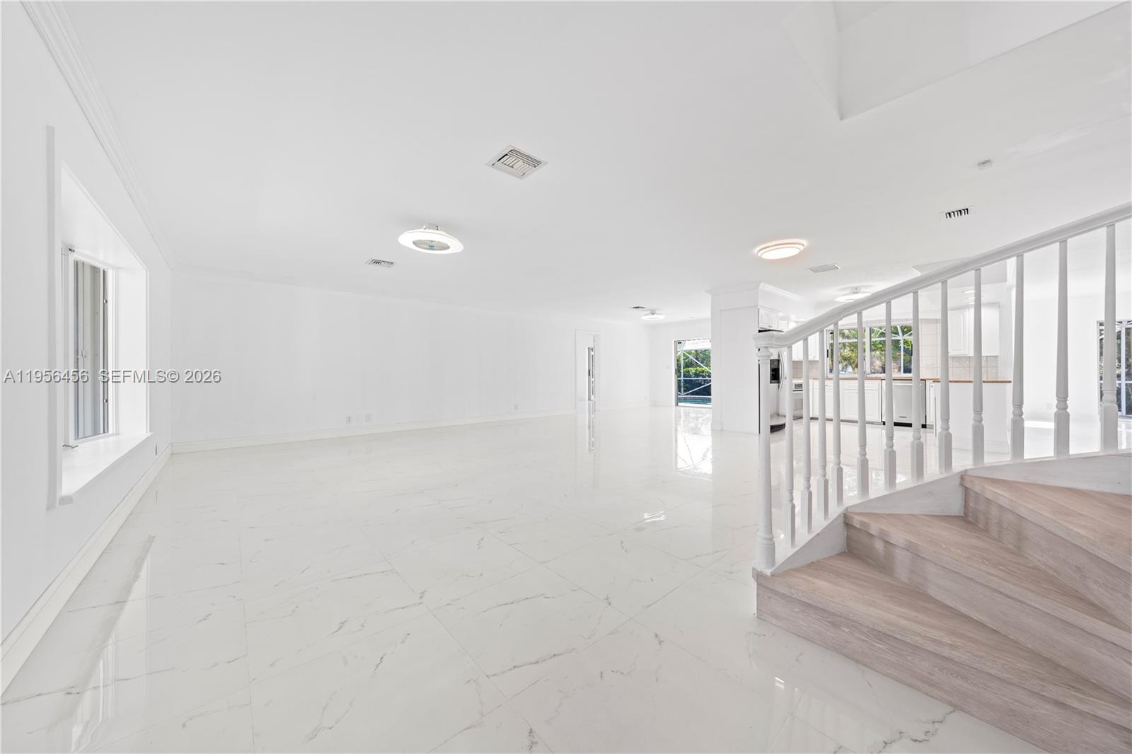 VENICE RESUB OF BLKS 5 & - Residential