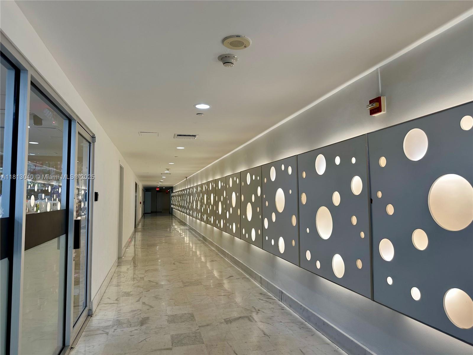 MIRADOR 1000 CONDO - Residential