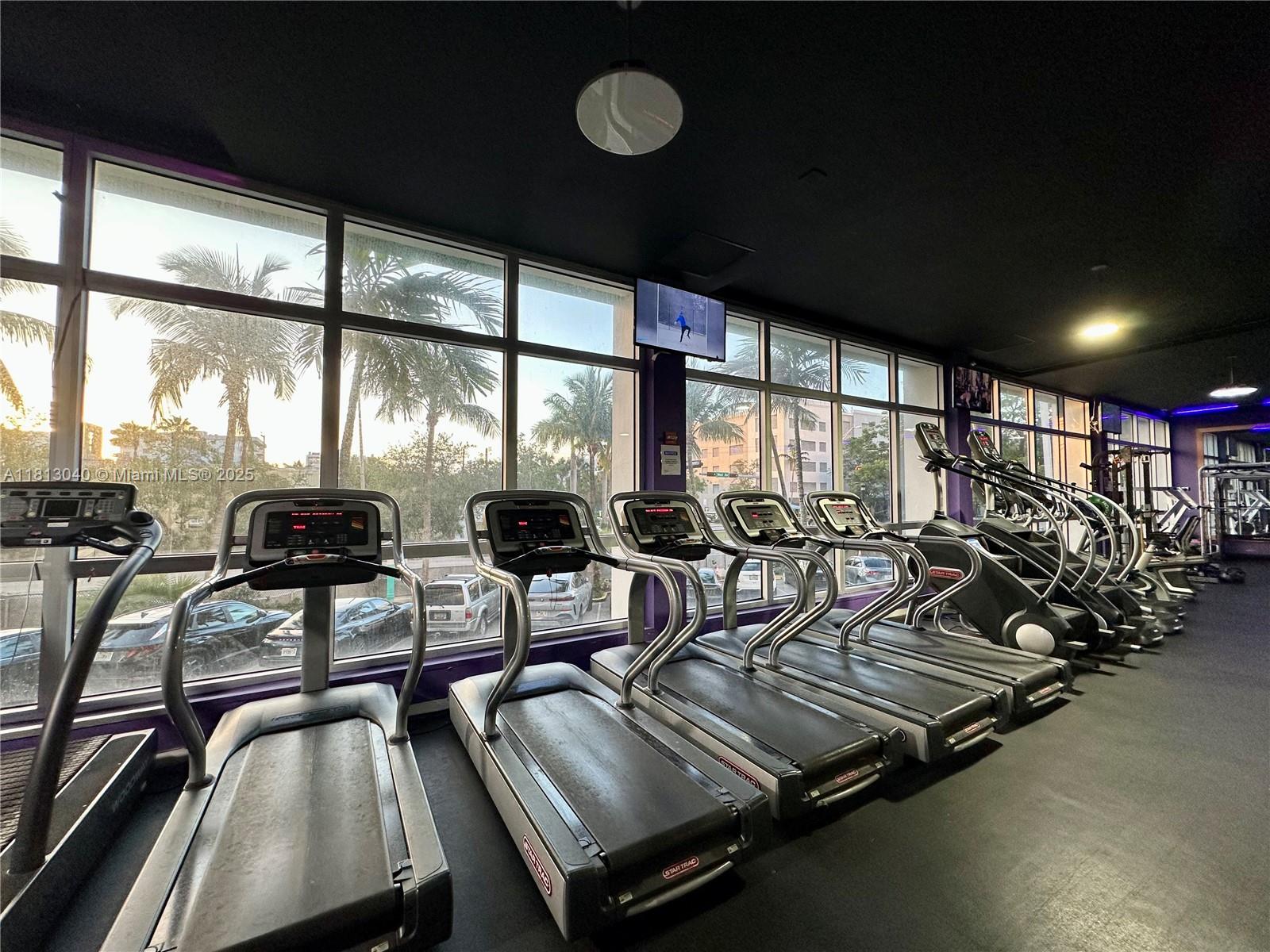 MIRADOR 1000 CONDO - Residential