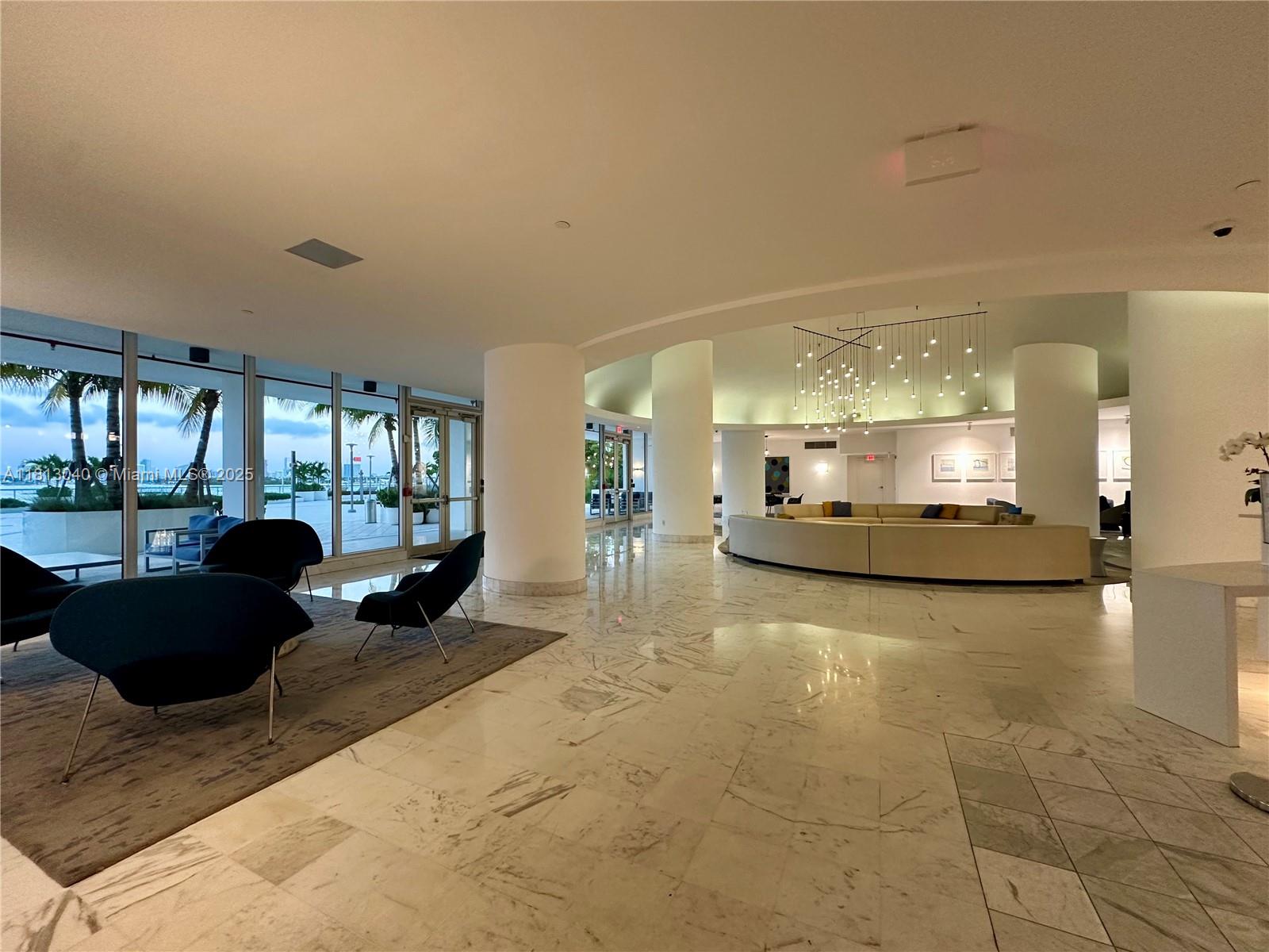 MIRADOR 1000 CONDO - Residential