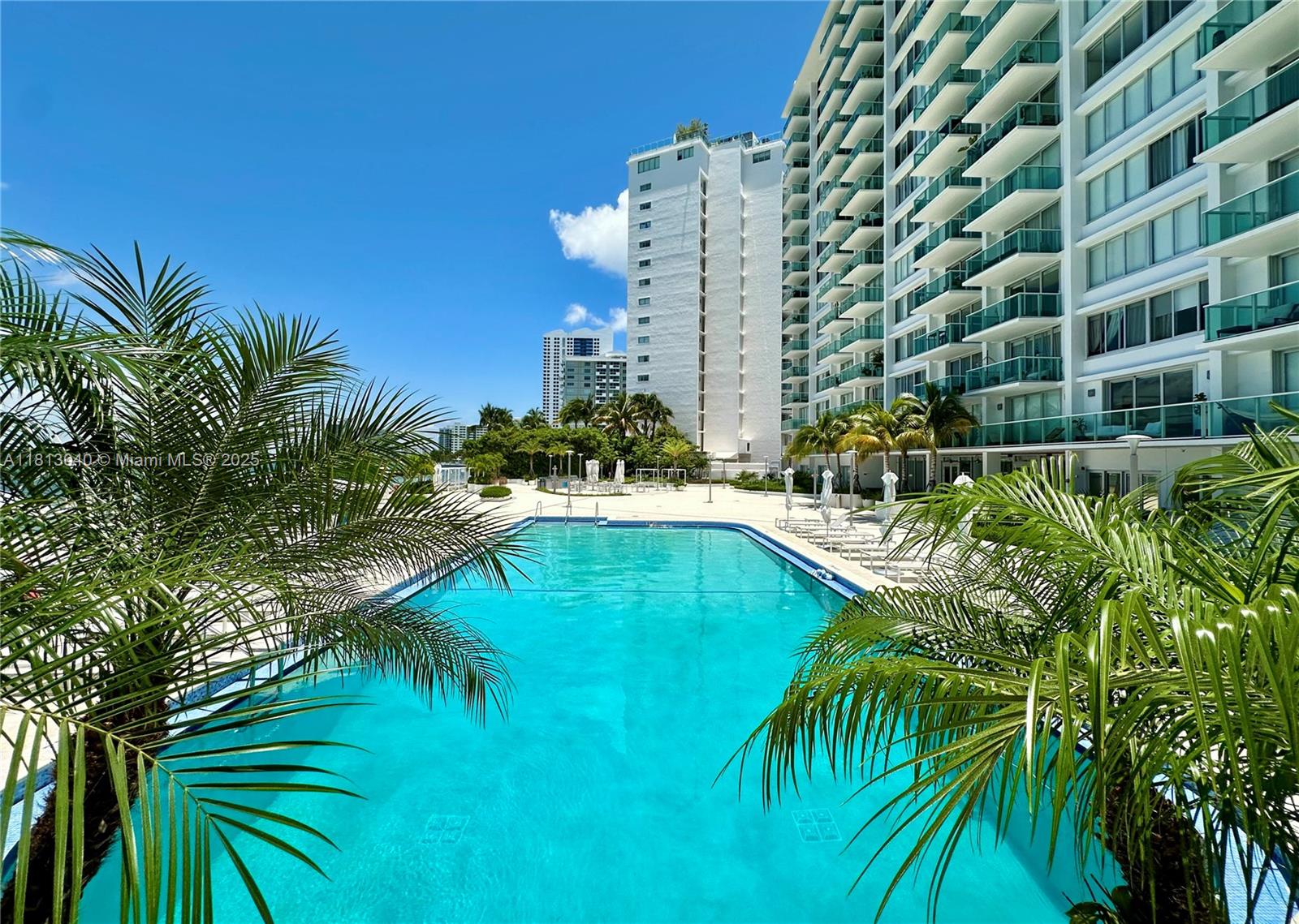 MIRADOR 1000 CONDO - Residential