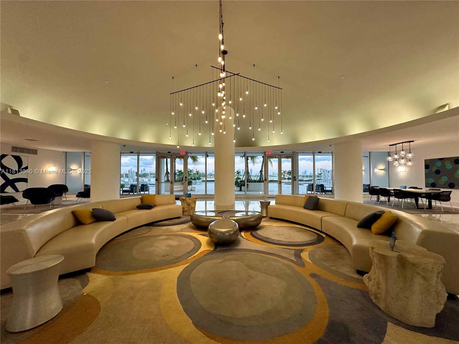 MIRADOR 1000 CONDO - Residential