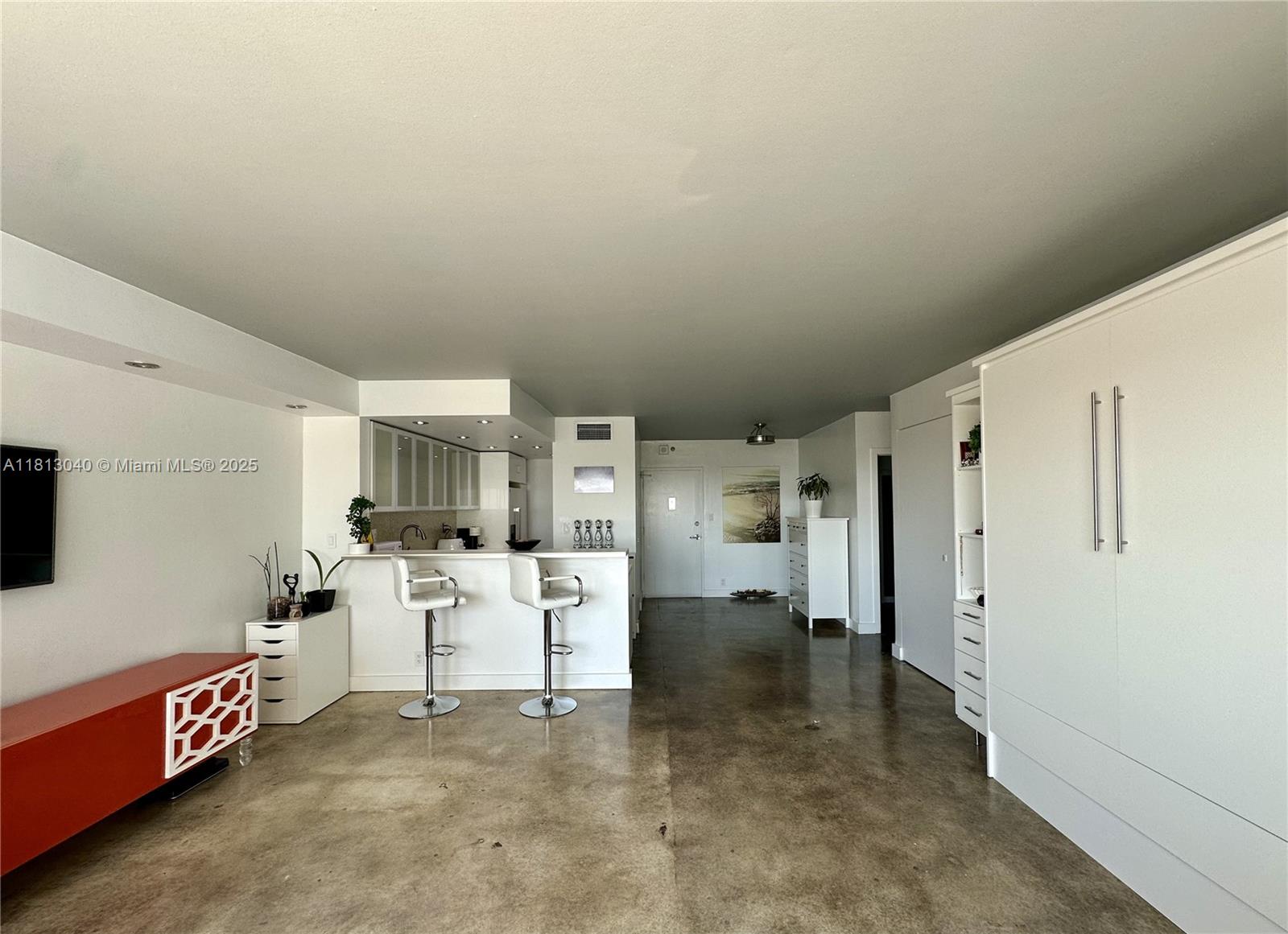 MIRADOR 1000 CONDO - Residential