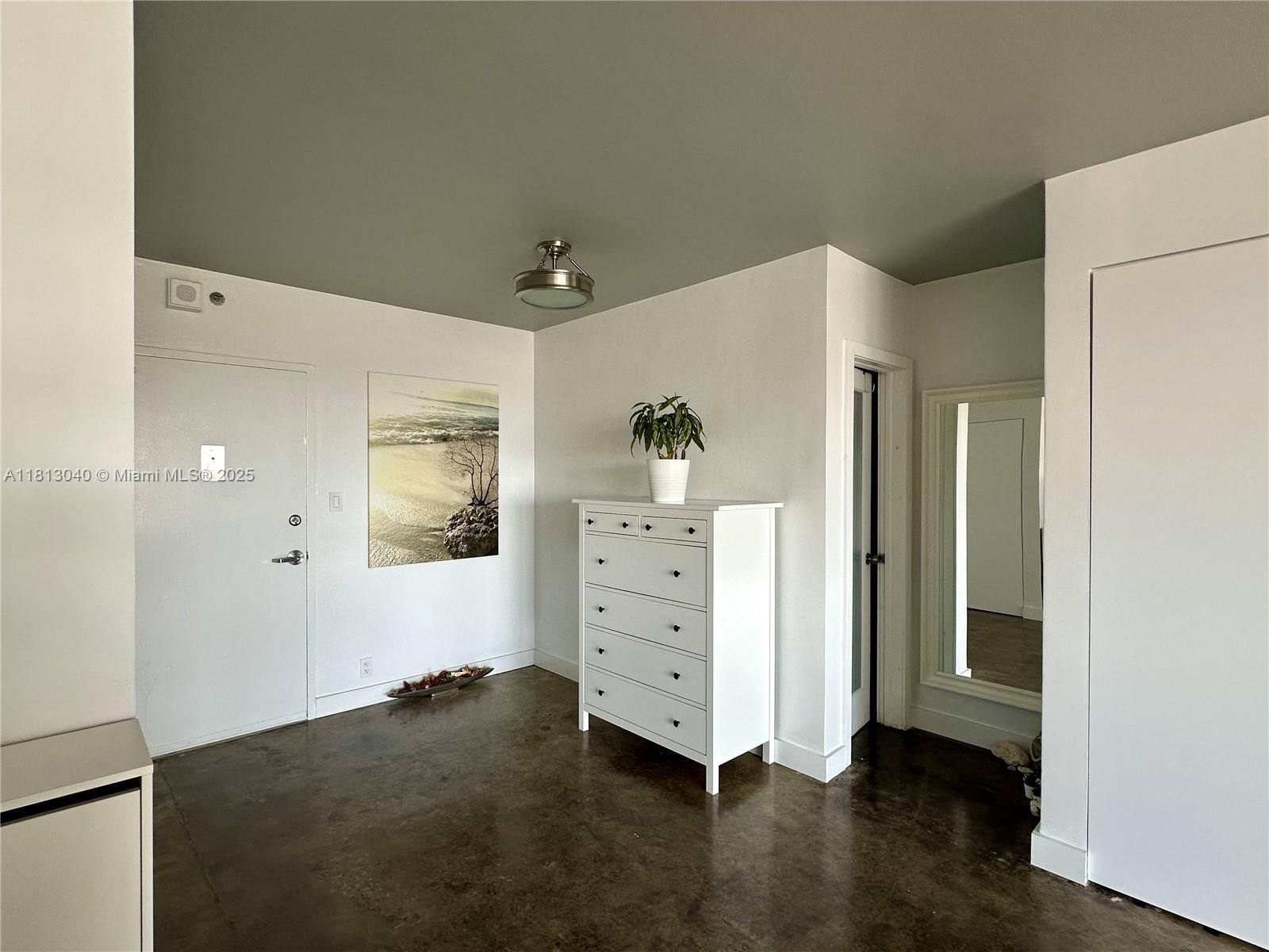 MIRADOR 1000 CONDO - Residential