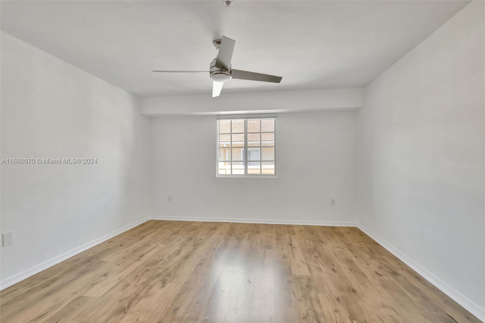 AVENTI AT AVENTURA CONDO - Residential