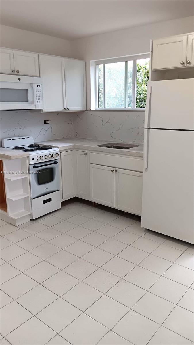 MCKEEVER TERR NO 2 - Residential