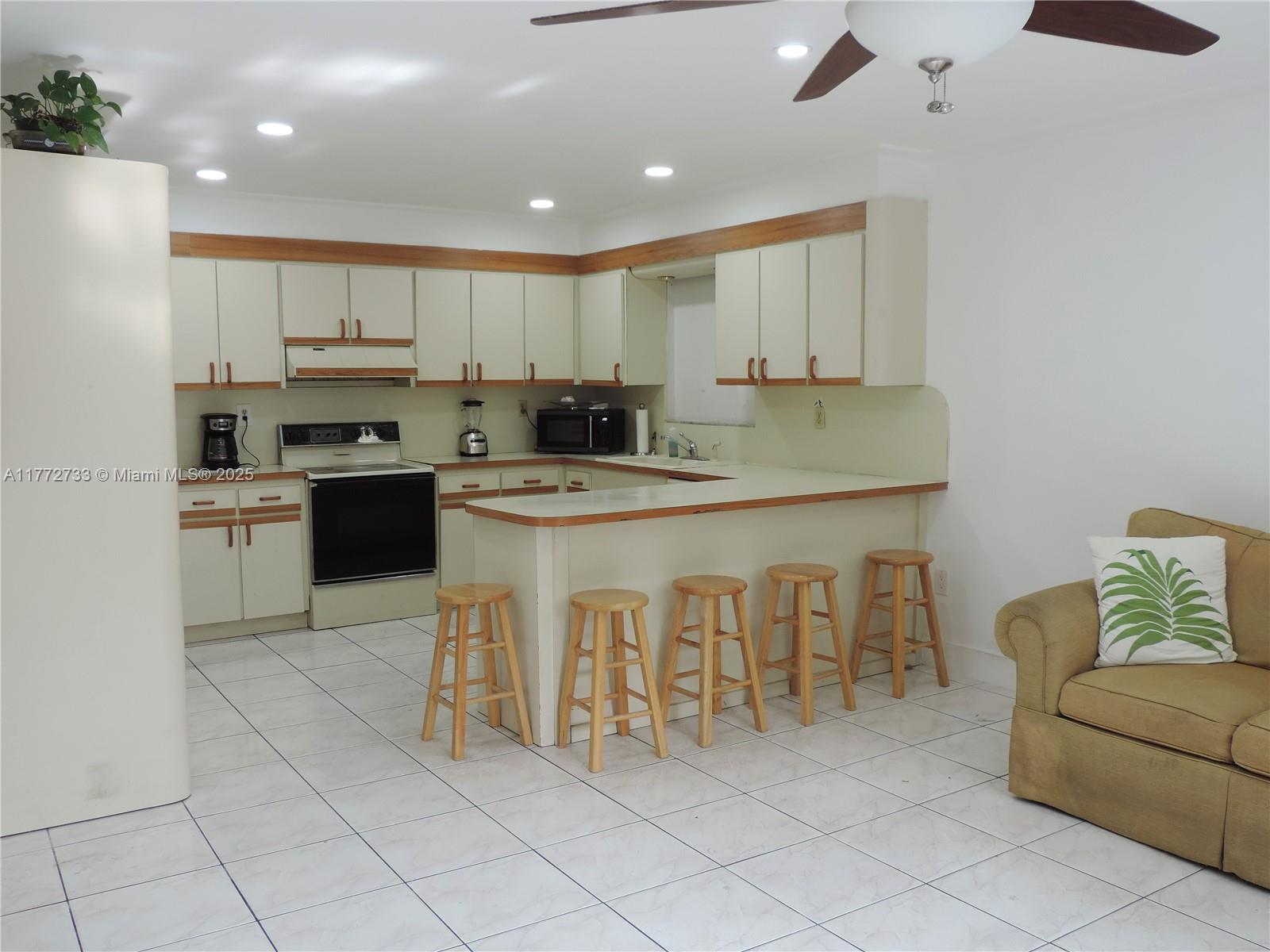 MCKEEVER TERR NO 2 - Residential