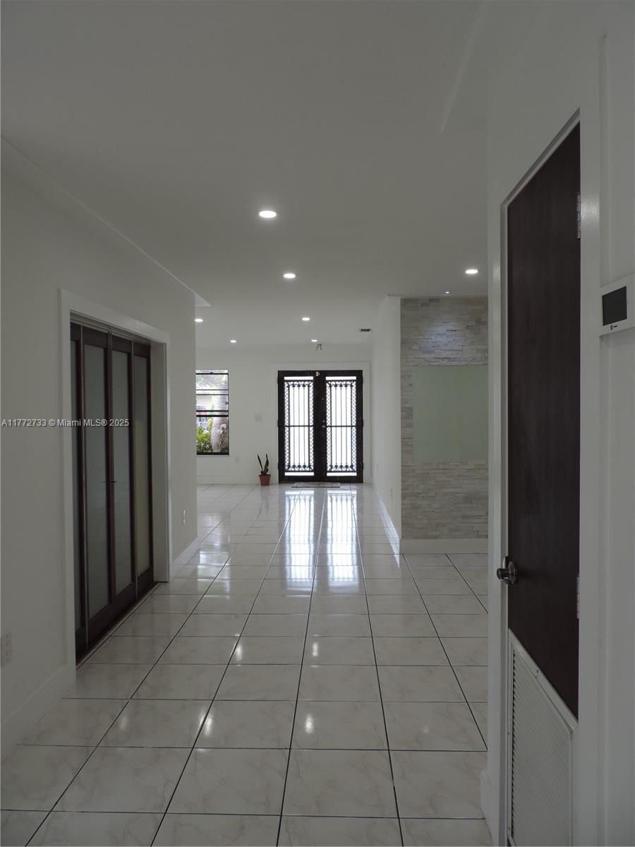 MCKEEVER TERR NO 2 - Residential