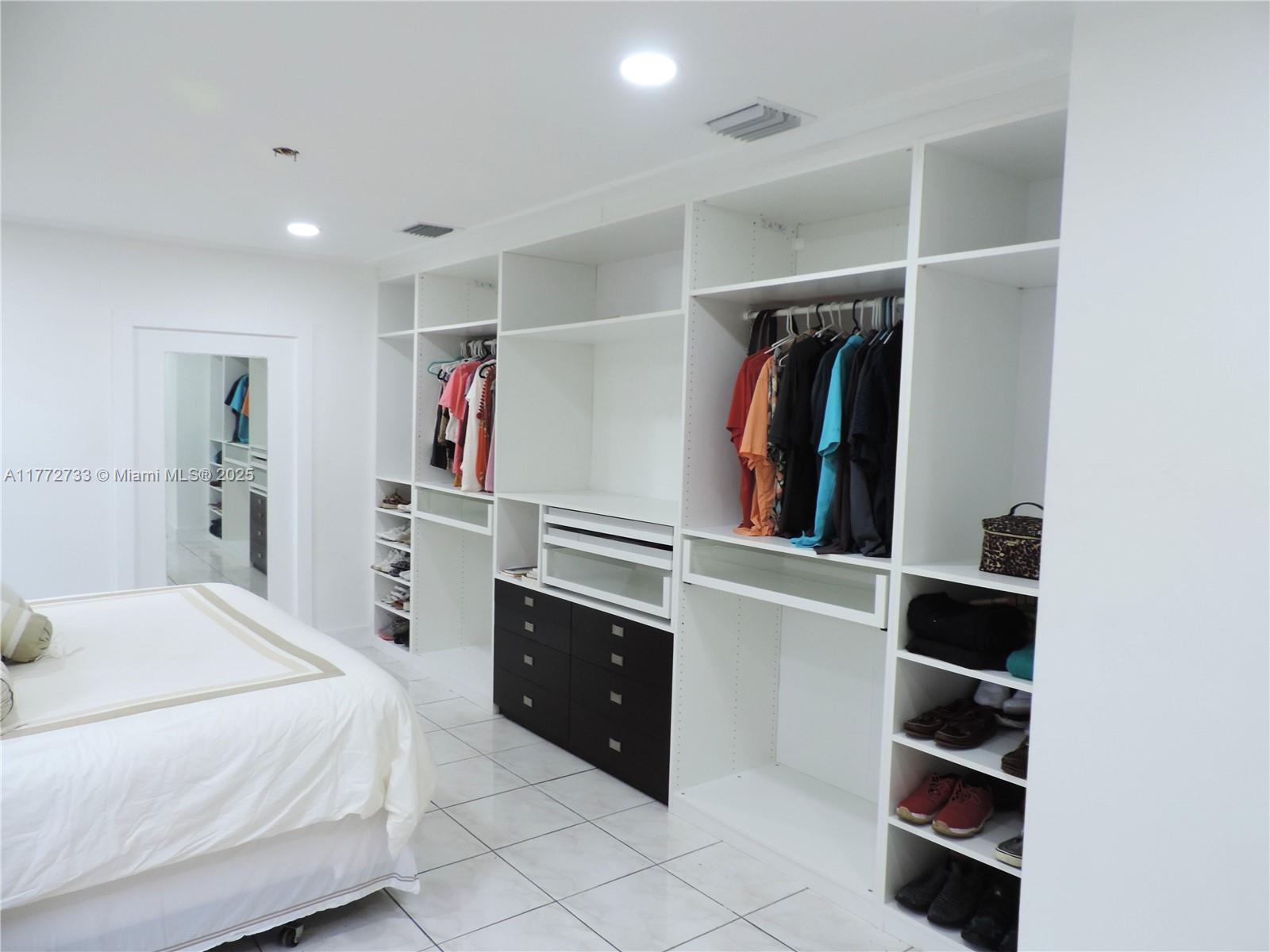 MCKEEVER TERR NO 2 - Residential