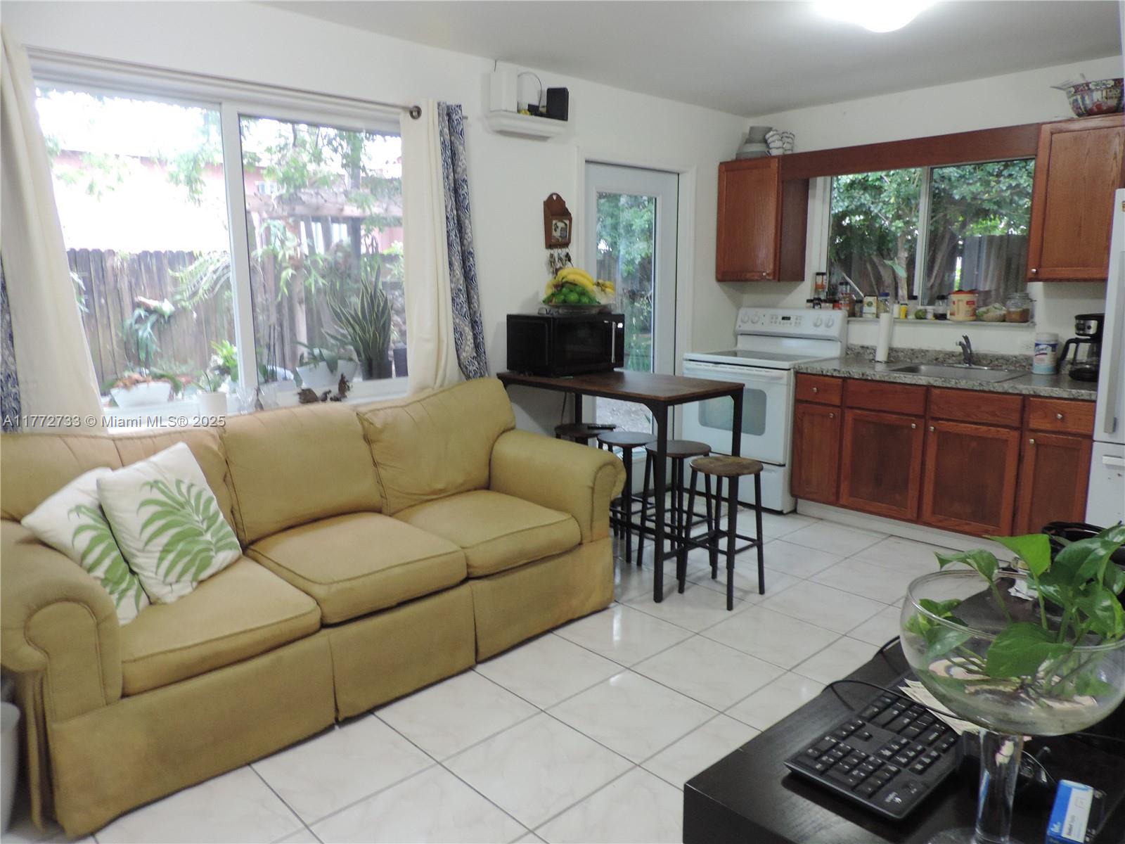 MCKEEVER TERR NO 2 - Residential