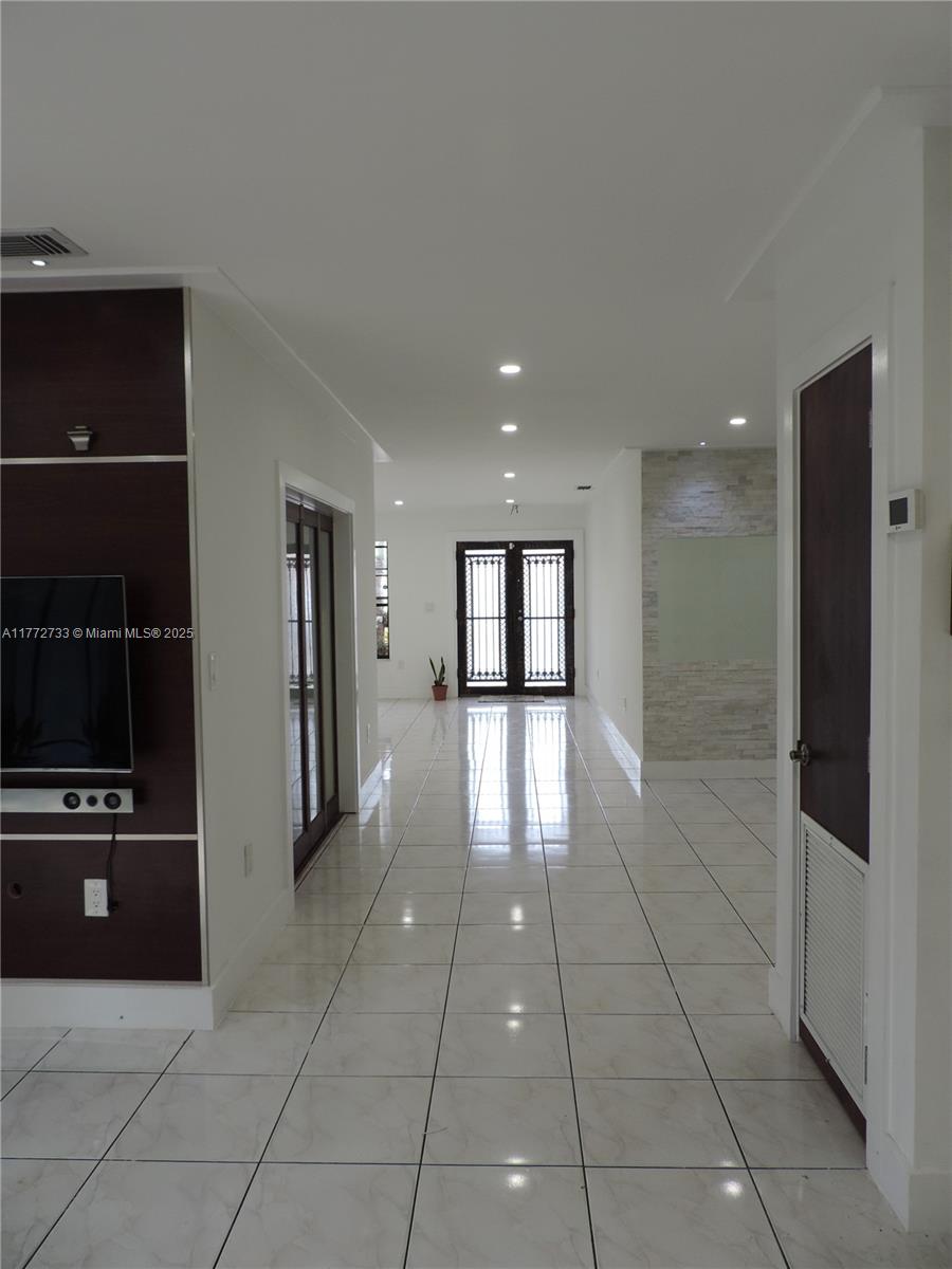 MCKEEVER TERR NO 2 - Residential