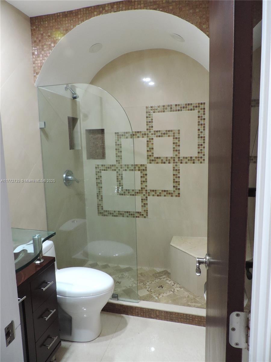 MCKEEVER TERR NO 2 - Residential