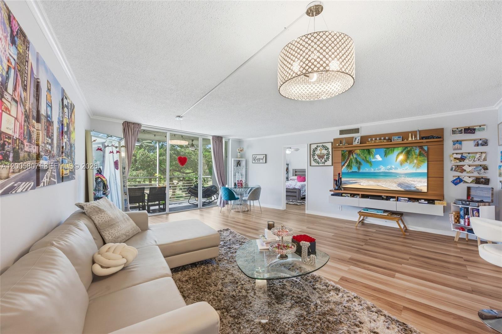 NO 105 PALM-AIRE COUNTRY - Residential