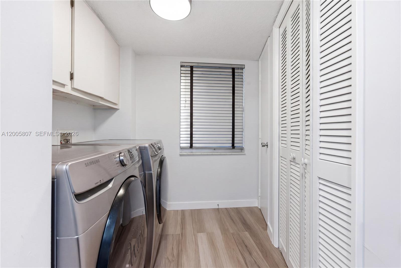 NO 105 PALM-AIRE COUNTRY - Residential