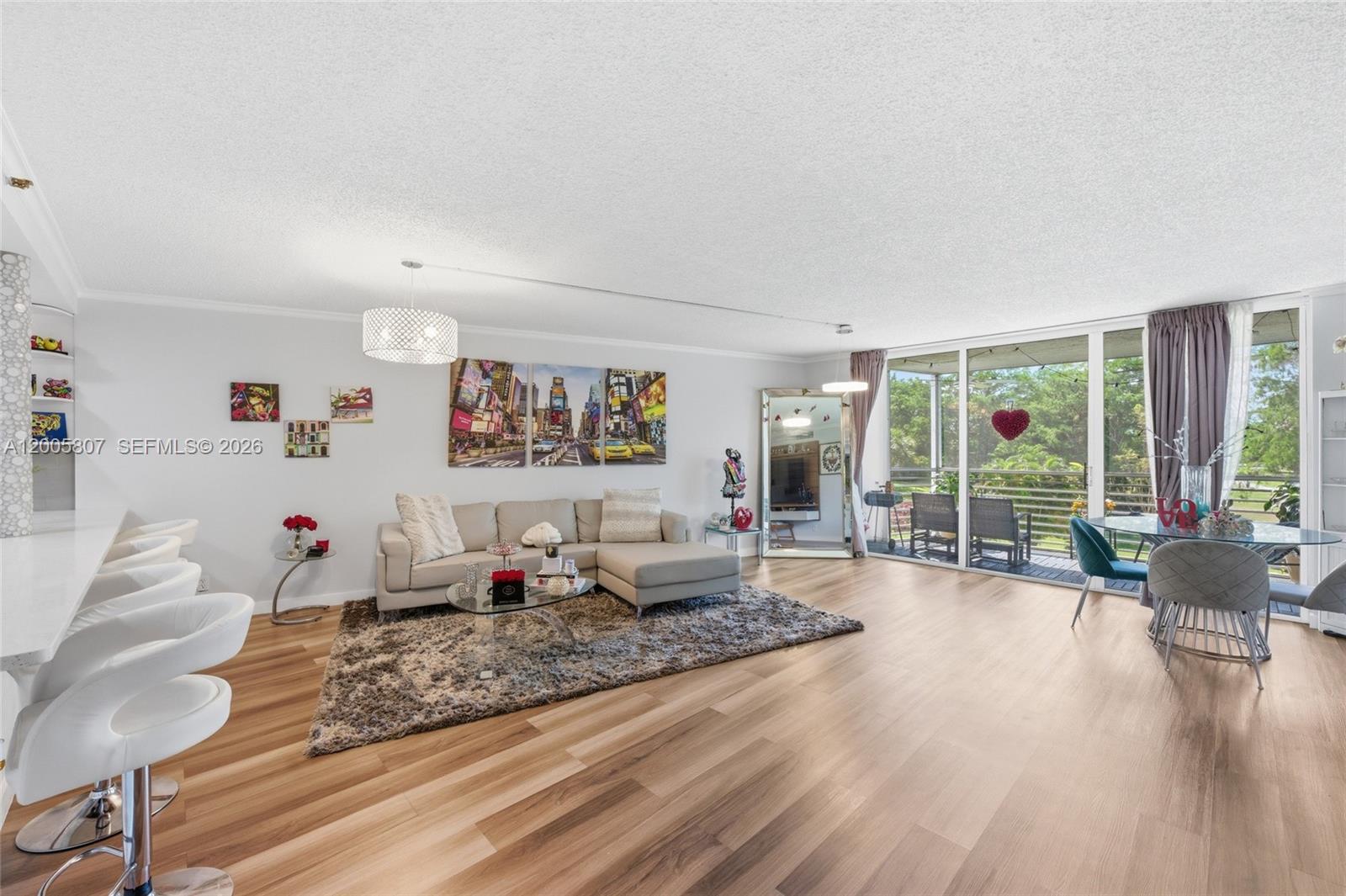 NO 105 PALM-AIRE COUNTRY - Residential