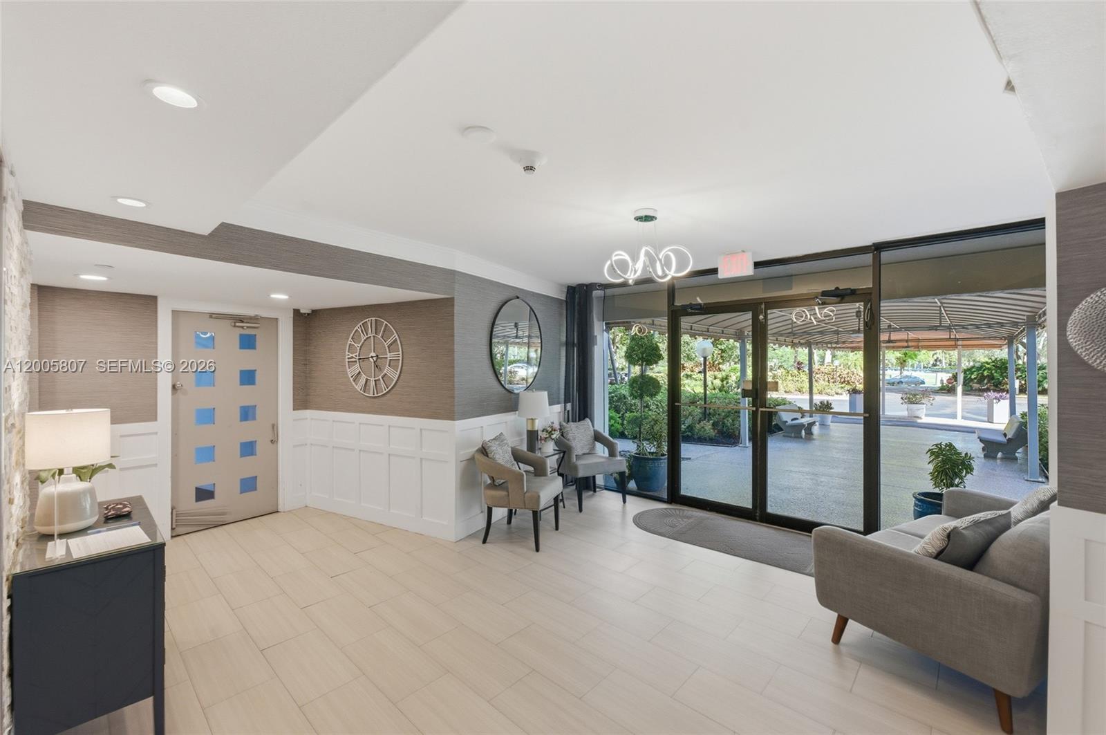 NO 105 PALM-AIRE COUNTRY - Residential